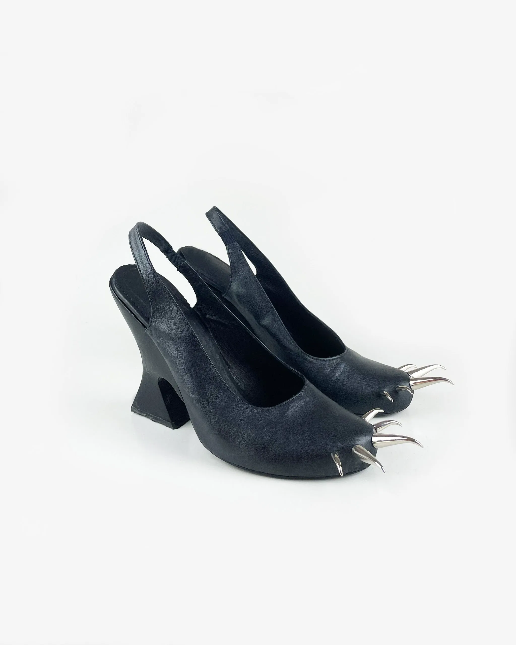 Claw Heels